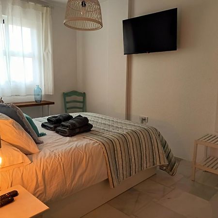 Casa Lola Conil, Azotea Al Mar Y Parking Solo Familias O Parejas Villa Conil De La Frontera Exterior photo